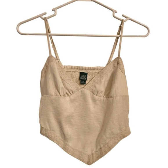♡ Wild Fable Cream Lace Trim Handkerchief Crop Top - XS ♡ - Picture 2 of 6